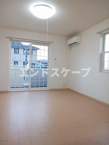 セレナコ－トの居間・リビング|高崎、前橋のお部屋探しはエンドスケープまで！お客様の理想お聞かせ下さい♪