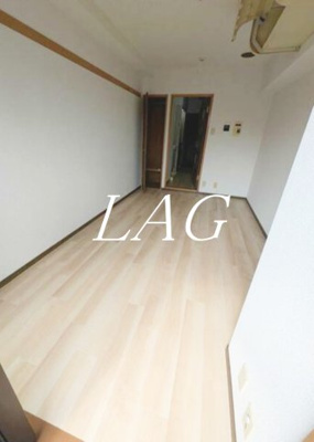 【居間・リビング】 | グレースタウンコート | 洋室のお部屋です。