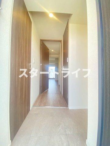 大阪市淀川区西宮原２丁目の賃貸マンションの玄関