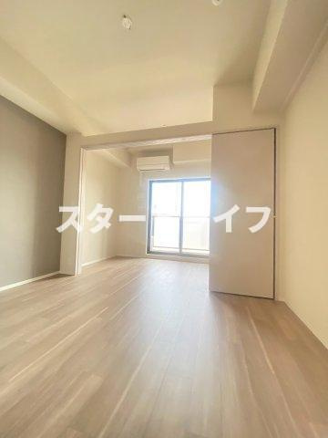大阪市淀川区西宮原２丁目の賃貸マンションの居間・リビング