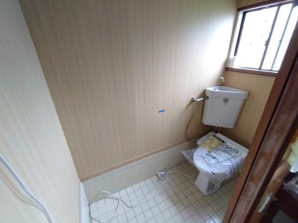 すいらん荘別荘地　南側角地で陽当り良好な平屋建てのトイレ|入替え済みです
