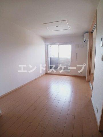 Ｔｏｗｎ　ＰｏＰｏ　タンポポⅠの居間・リビング|高崎、前橋のお部屋探しはエンドスケープまで！お客様の理想お聞かせ下さい♪
