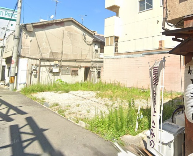 庄内東町　売土地の前面道路含む現地写真