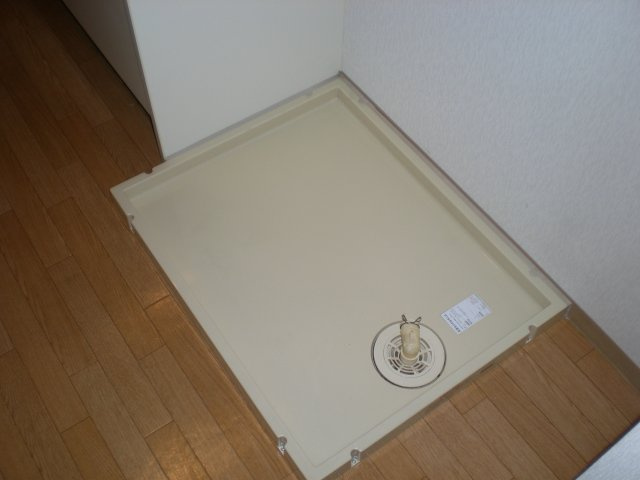 【設備】 | ソレイユ豊 | 洗濯機置き場です