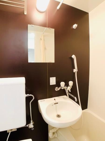 アーデル飛田給の洗面所