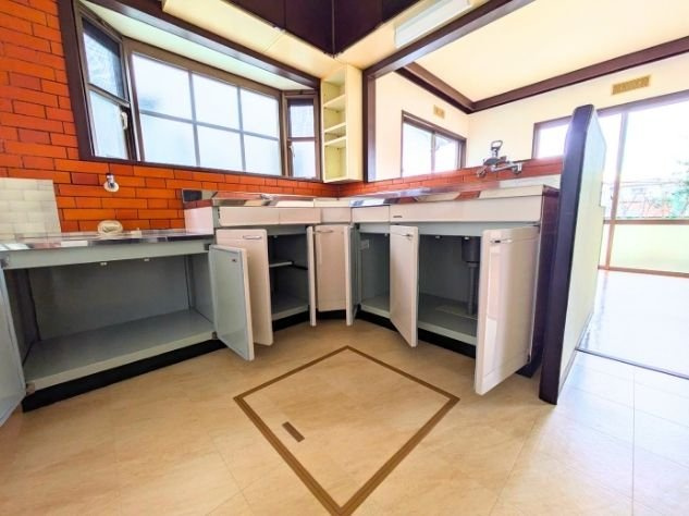 余戸東3丁目戸建てのキッチン|きれいなキッチンです