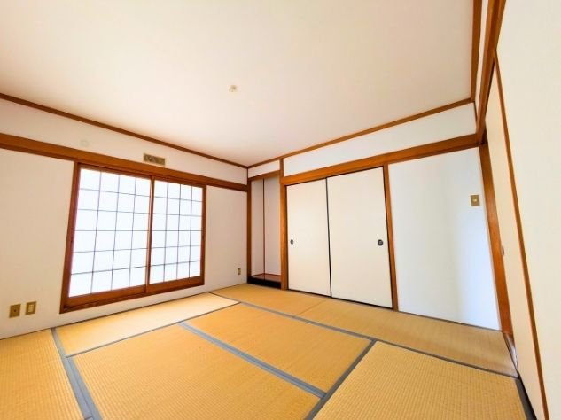 余戸東3丁目戸建ての和室|                                                  