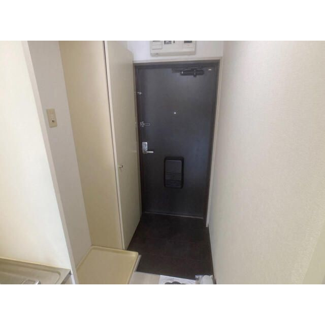 ロイヤルコート大岡山の玄関