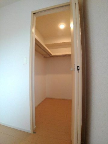 シャンドゥ　フルールＢの収納