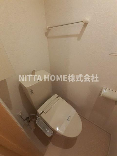 プレッソ愛宕Ｂのトイレ|ウォシュレット設備が付いています☆