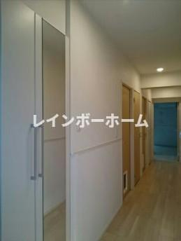 パレス宮戸の玄関
