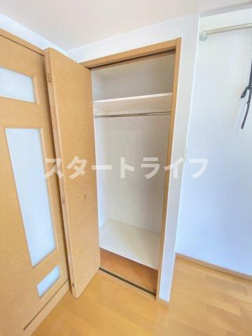 大阪市淀川区宮原１丁目の賃貸マンションの収納