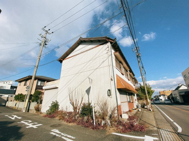 半田市柊町1丁目の外観