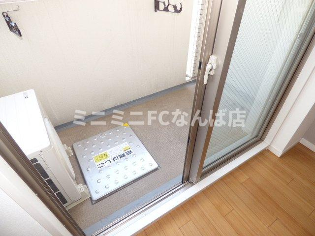 エスライズ北堀江のバルコニー