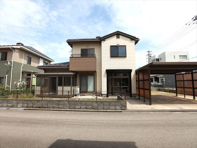 金沢市諸江町中丁中古住宅の画像