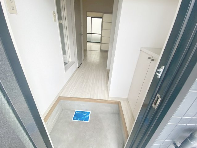エステート小林の玄関