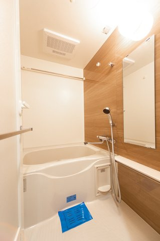 ＲＥＳＩＤＥＮＣＥ　大鳥居の浴室|※写真は同タイプ住戸です。