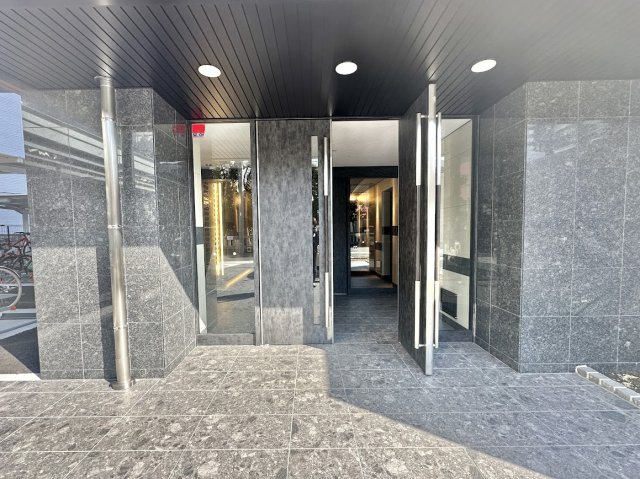S-RESIDENCE堀田beauteのエントランス