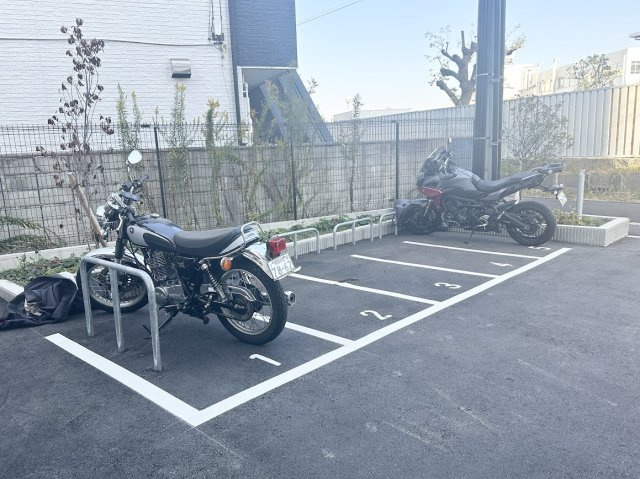 S-RESIDENCE堀田beauteの駐車場|オートバイ駐輪場