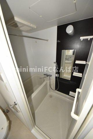 レジュールアッシュ難波ＭＩＮＡＭＩーⅢの浴室