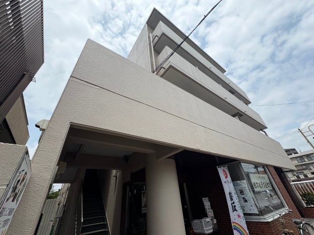 石井ビルの外観