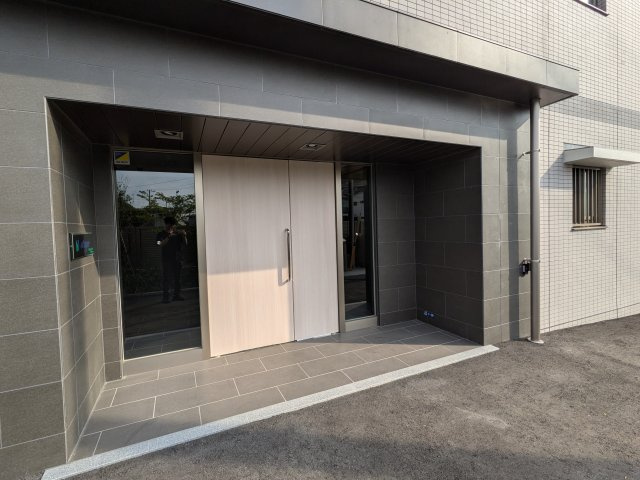 エヌステージ西船橋市川のエントランス