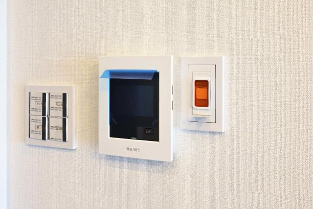 マンション東陽町の設備|マンション東陽町：ＴＶモニター付きインターホンが付いております♪