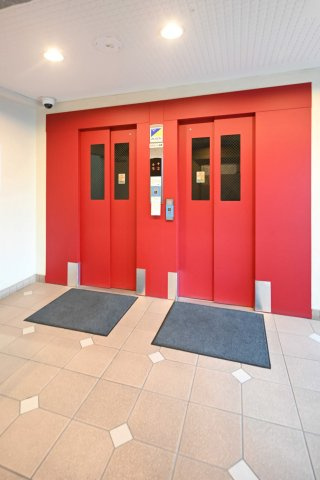 マンション東陽町の設備|マンション東陽町：総戸数194戸の大規模マンションにはエレベーターが２基付いております。