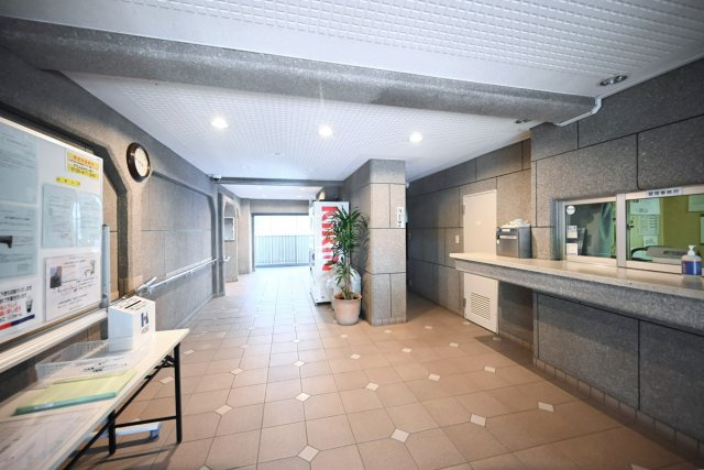 マンション東陽町のエントランス|マンション東陽町：日勤管理につき管理体制良好です。