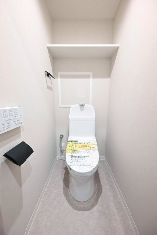 マンション東陽町のトイレ|マンション東陽町：ウォシュレット機能付き節水型トイレです♪