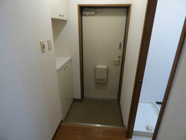 【玄関】キャロル御影