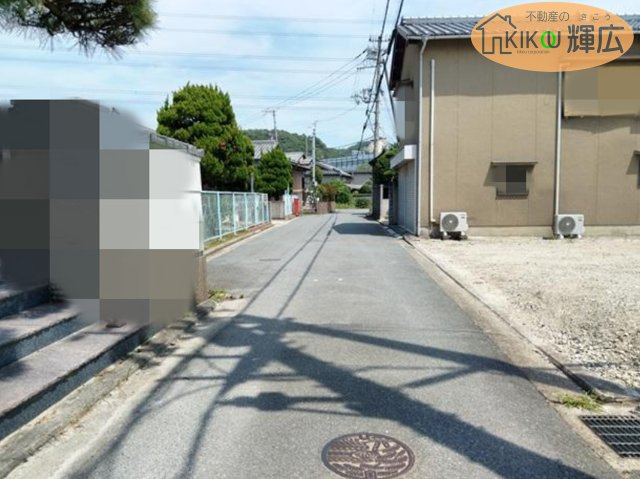 高砂市中筋4丁目　土地　の前面道路含む現地写真