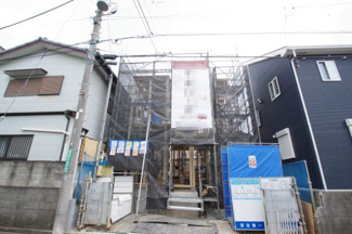 【外観】 | 【仲介手数料無料！！】府中市若松町3丁目　新築戸建て（全1棟）1号棟　5380万円 | 令和８年７月２４日撮影　建築中