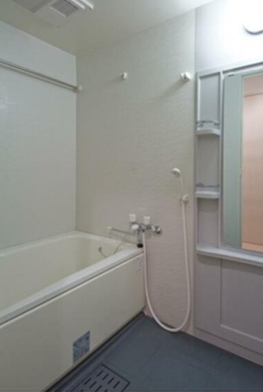 【浴室】 | RESIDENCE　SATSUMA | 追い焚き機能、浴室乾燥機付きバス。