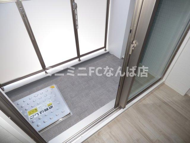 大阪市中央区東平１丁目の賃貸マンションのバルコニー