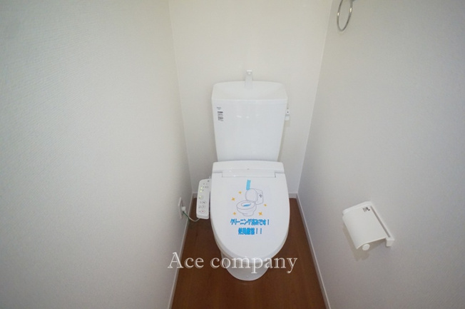 【トイレ】 | 東大阪市南上小阪　【2号地/全2区画】 | トイレは1階と2階の各階に完備♪ともに同仕様のシャワートイレです☆