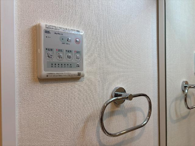 メゾン　ド　ココン　Ｍの設備|浴室乾燥機