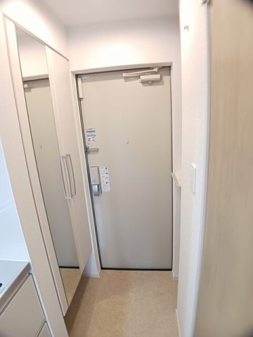 ヴィラ　ローレルの玄関