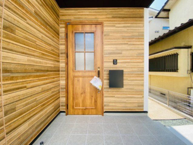 ケイアイテラス／東区京塚本町／１号棟の玄関