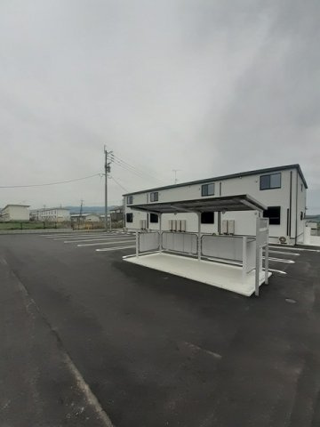 ノルデンパラスト　Ｃの駐車場