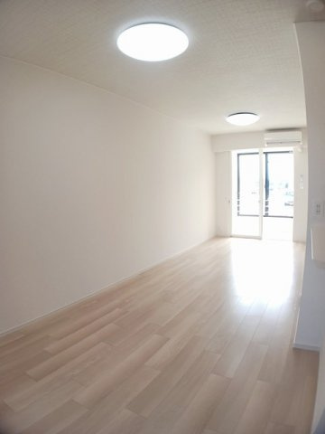 シャルム６番館　Ｃの居間・リビング