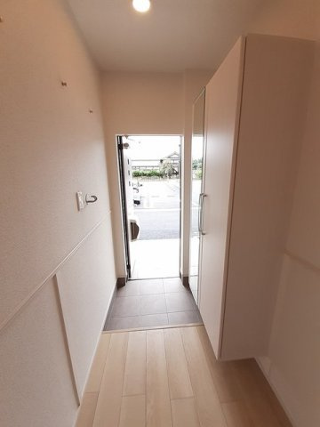 フルールデシャン　Ⅱの玄関