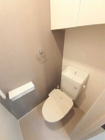 菊池市泗水町吉富のアパートのトイレ