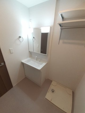 菊池市泗水町吉富のアパートの洗面所