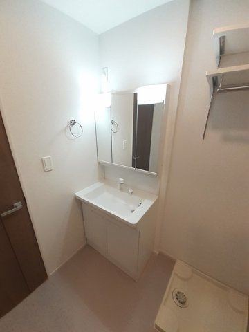 菊池市泗水町吉富のアパートの洗面所