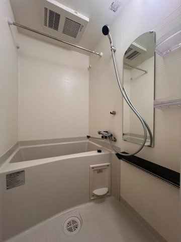 プレサンス大曽根駅前ファースト　名古屋市賃貸　仲介手数料無料の浴室|バス