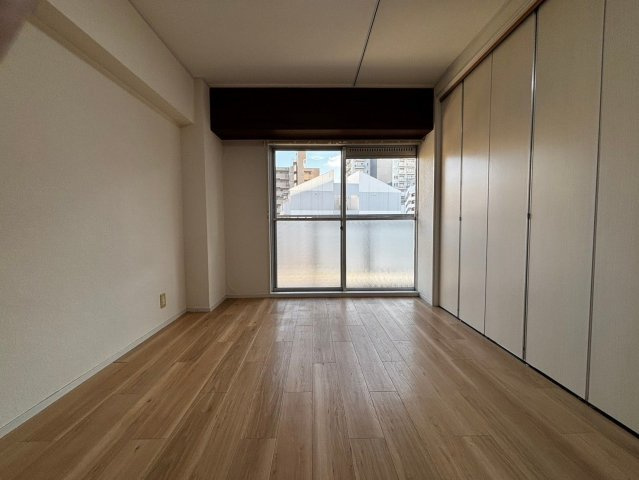 日商岩井今泉マンション　警固小学校区の居間・リビング|日商岩井今泉マンション