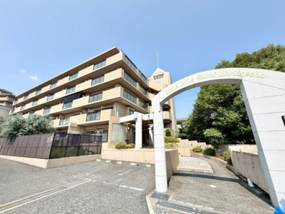 【外観】 | ライオンズヒルズ堀上町 | 令和８年８月リフォーム完了予定！綺麗なお住まいで新生活はじめませんか♪