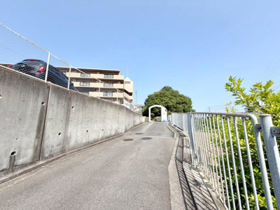 【外観】 | ライオンズヒルズ堀上町 | お家探しを始めてみようと思われたら是非【イエストア】までお気軽にご相談下さいませ♪
