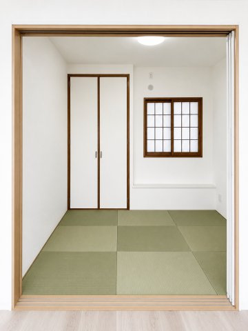ライオンズマンション浦添宮城の和室|家事したりごろ寝したり冬はこたつで鍋を囲んだり　活用しやすい配置